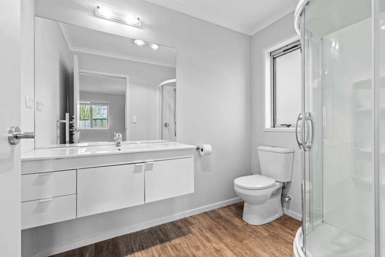 185 Lakes Boulevard Pyes Pa_8