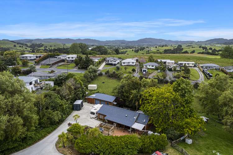 9 Bickerstaffe Road Maungaturoto_2