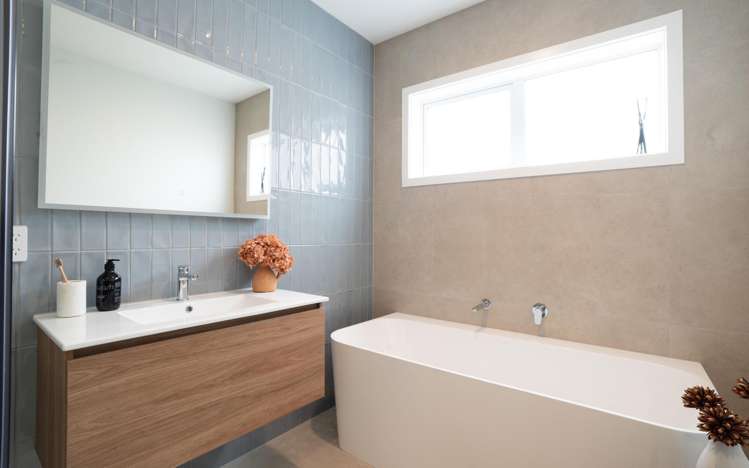 96 Waiwai Drive Wainui_7
