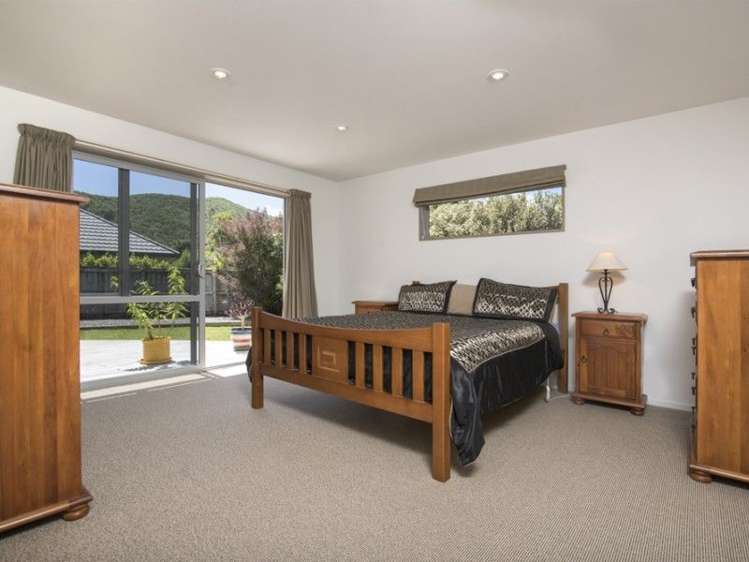 7 Whitby Close Waikawa_9