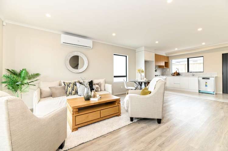 10c Roberts Road Te Atatu South_7