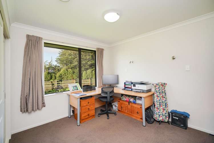 180 Helena Road Makarewa_15