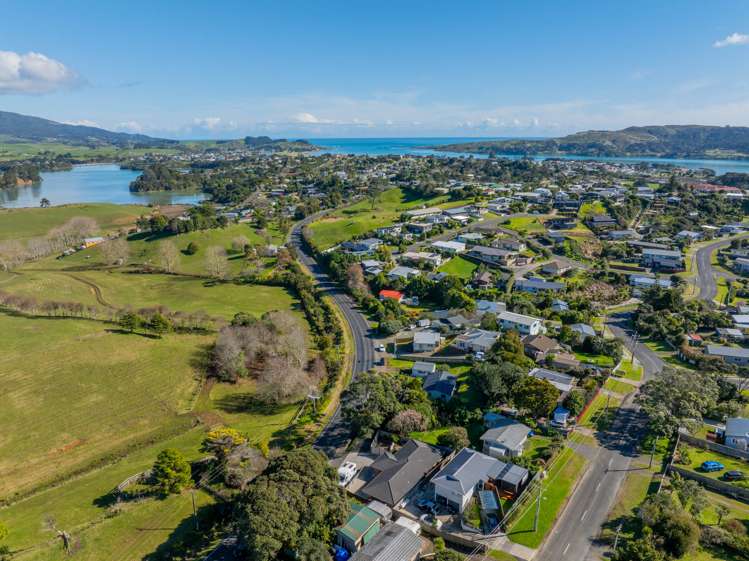 52 Main Road Raglan_20