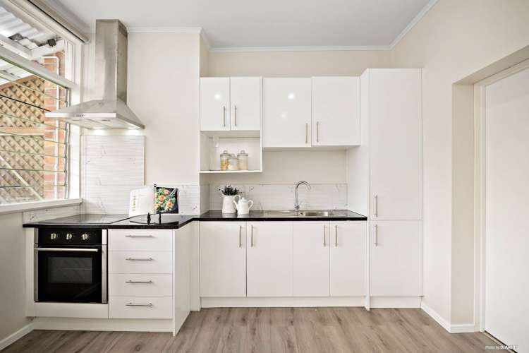 1/9 August Place Greenlane_3