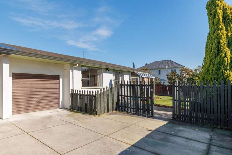 2/49 Sapphire Street Casebrook_1