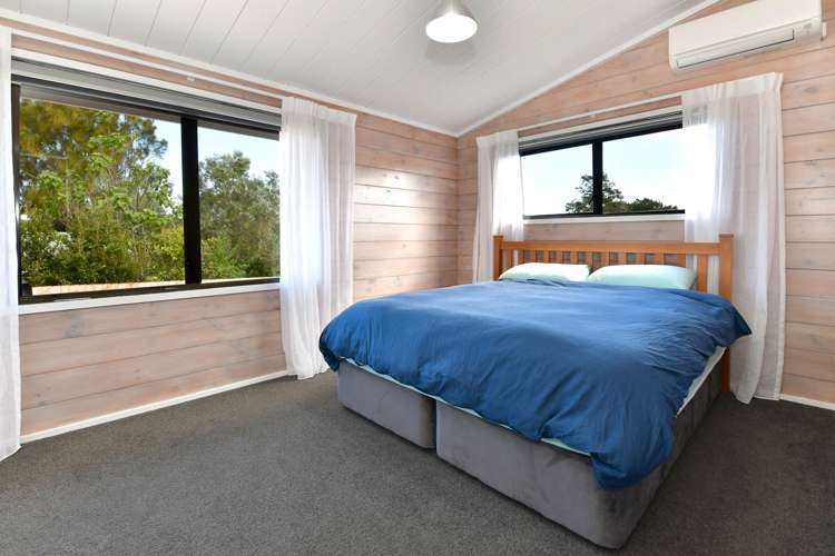 1389 Whangaparaoa Road Army Bay_10