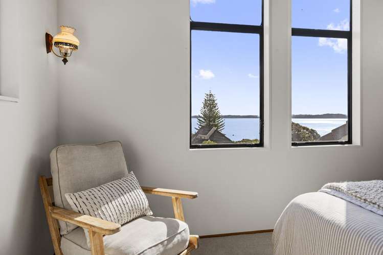 26 Pacific Parade Army Bay_16