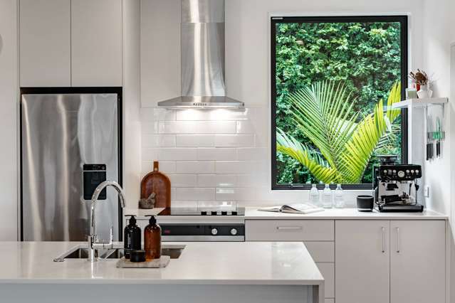 7/4 Glen Atkinson Street St Heliers_4