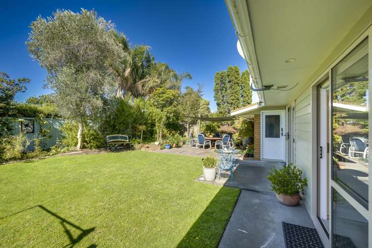 329 Westminster Avenue Tamatea_21