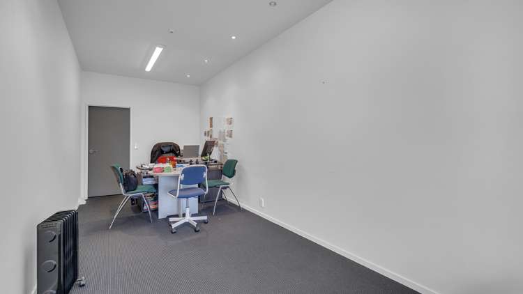 10/40 Hayton Road Wigram_5