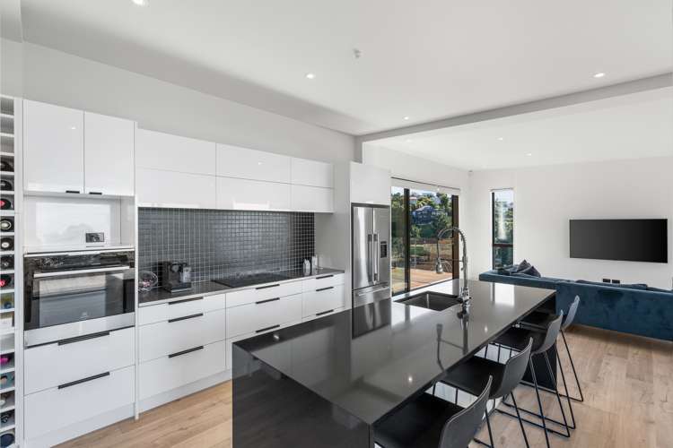 6 Whiterock Lane Richmond Hill_6