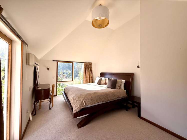  23 Helmores Lane Merivale_10