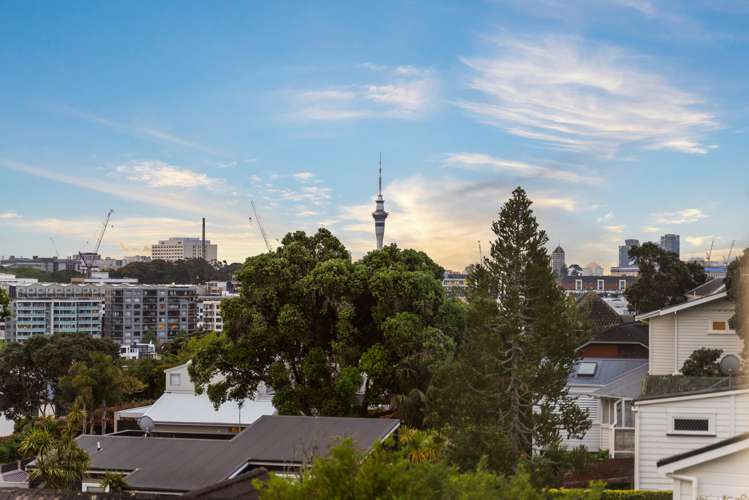 34 Bassett Road Remuera_21