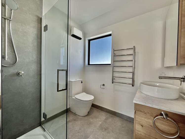 29B Redruth Avenue 10222_13