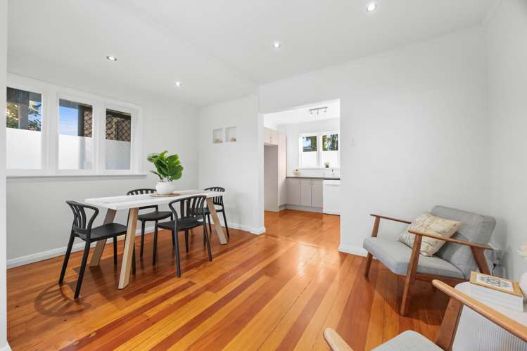1/49 Eastglen Road Glen Eden_6