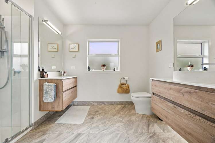 33 Okaia Drive Kinloch_18
