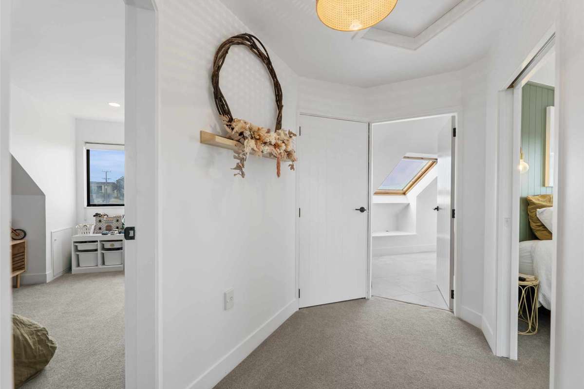 196 Pukehina Parade_5