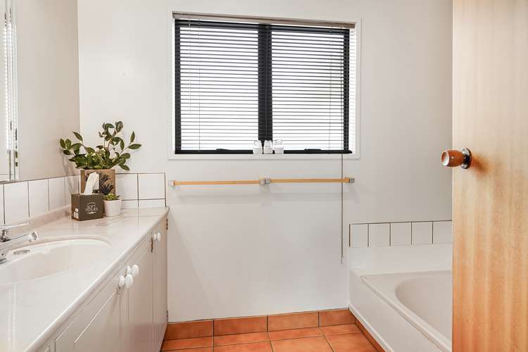 134 Delamare Road Pukete_16