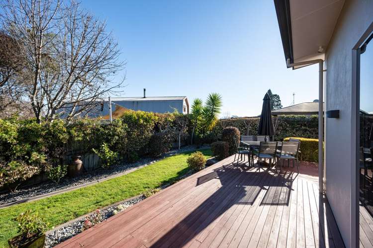 8 Gershwin Grove Stoke_19