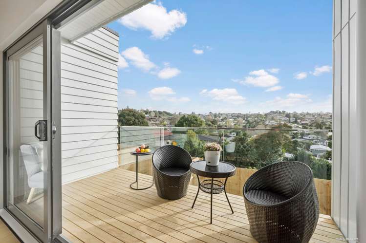 9/28 Ludlow Terrace Totara Vale_16