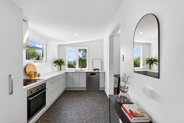 1 Denholm Road Hospital Hill_5