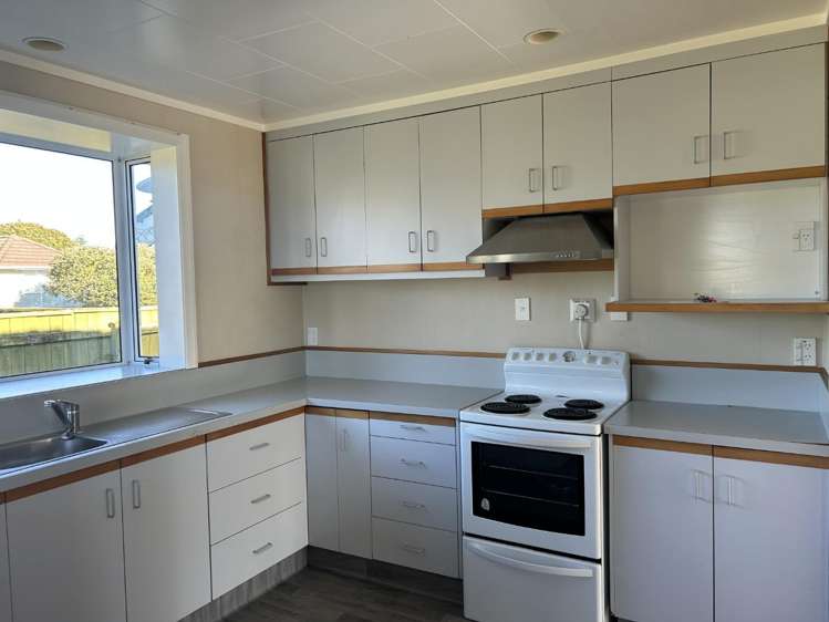 5 Caldwell Road 10748_1