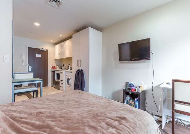 710/10 Waterloo Quadrant Auckland Central_2
