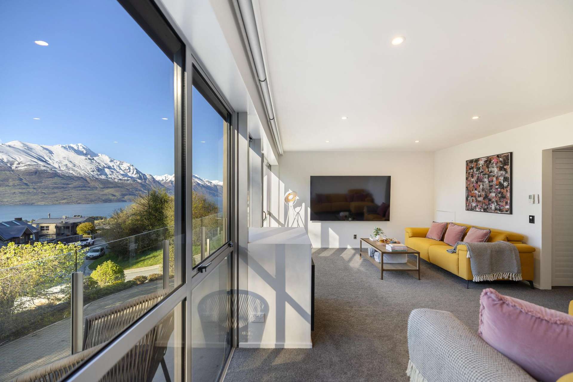 2B Vancouver Drive Queenstown_0