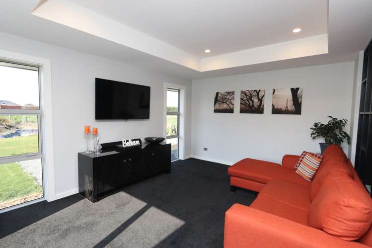 149 Smithfield Road Elgin_10