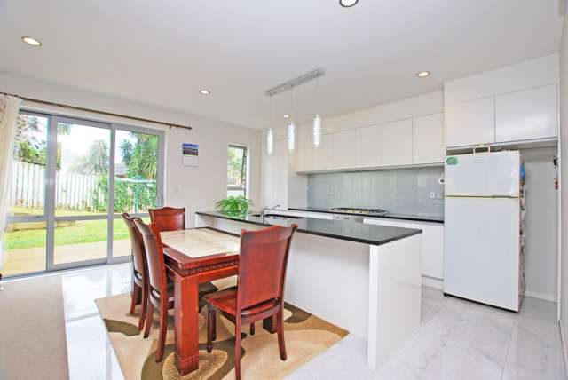 2/3 Hendry Avenue Hillsborough_1