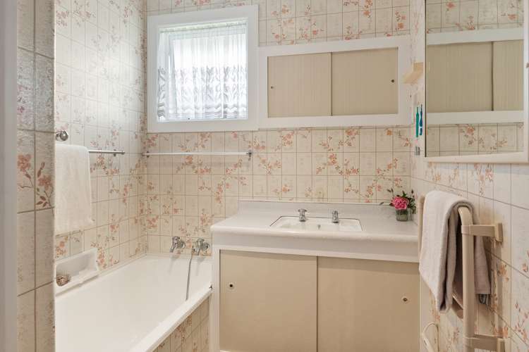 316 Seaview Road Stoke_11