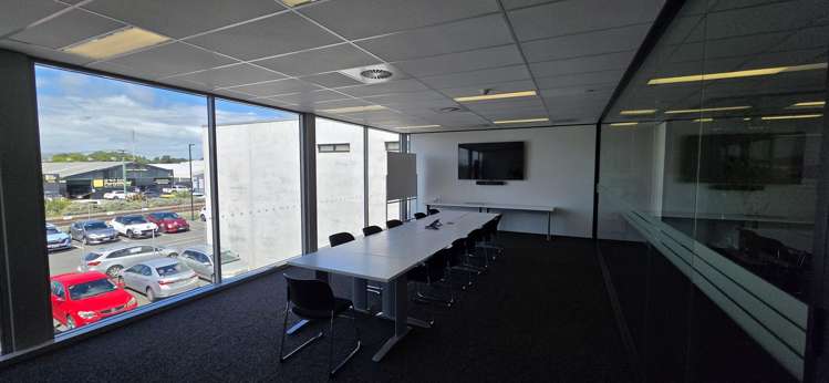 86 Moorhouse Avenue Addington_5