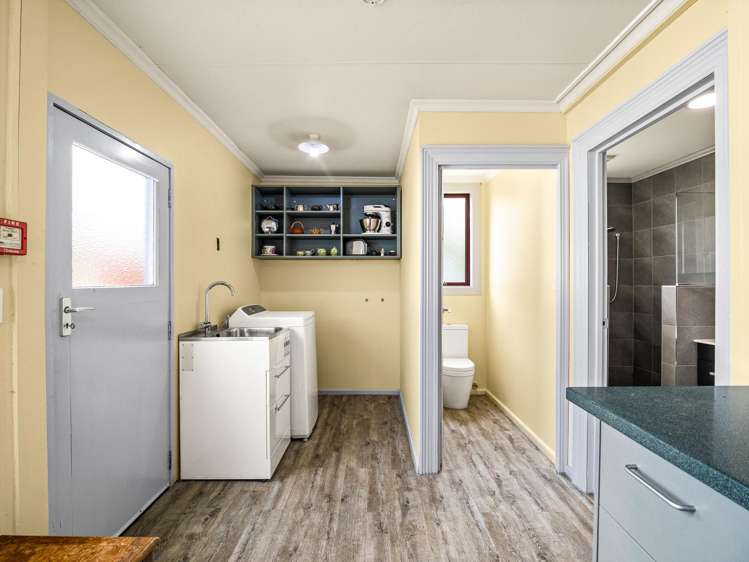 24 and 24A Main Road Owaka_15