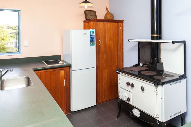 44 Cross Street Raglan_8