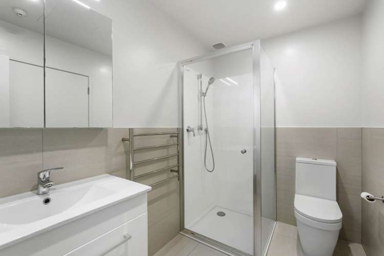 201/38A Fraser Avenue Northcote_12