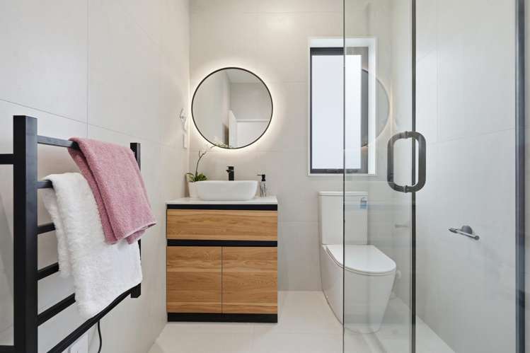 4 King Richard Avenue Browns Bay_10