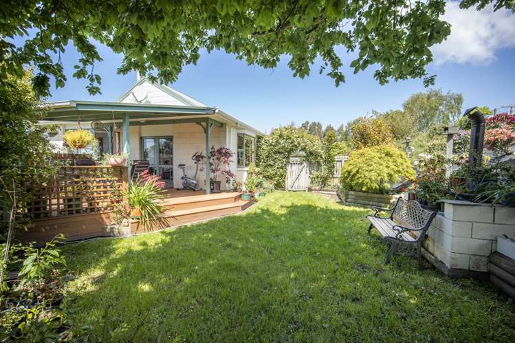 53 Maudes Road Deborah_7