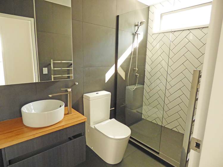 8/169 Hobsonville Point Road Hobsonville_5