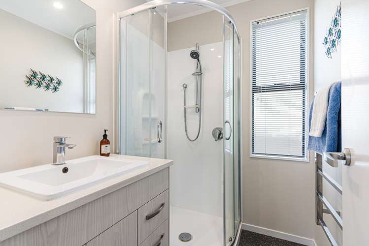 105b Moore Place Whangamata_17