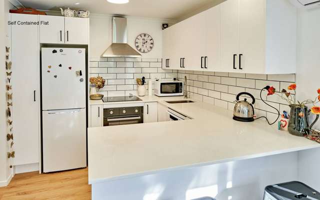 16A Hudson Street Island Bay_2