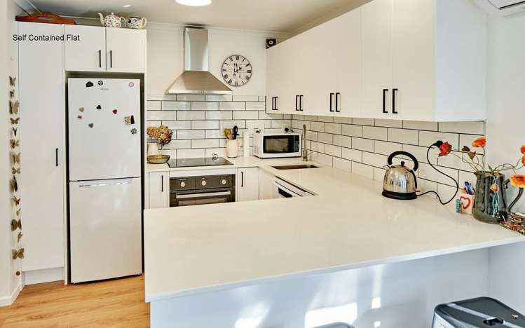 16A Hudson Street Island Bay_2