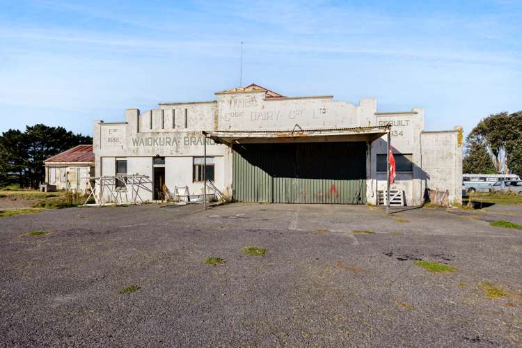 1099 Normanby Road Manaia_5