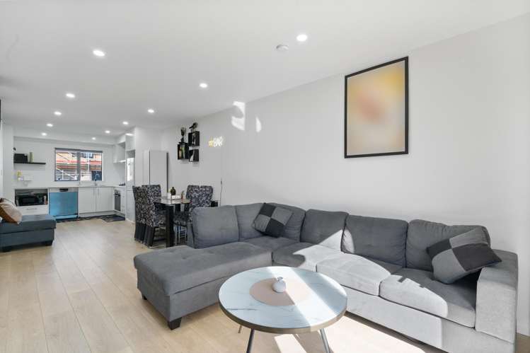 19 Valour Lane Papakura_3