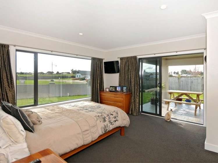 6 Okarito Avenue Levin_13