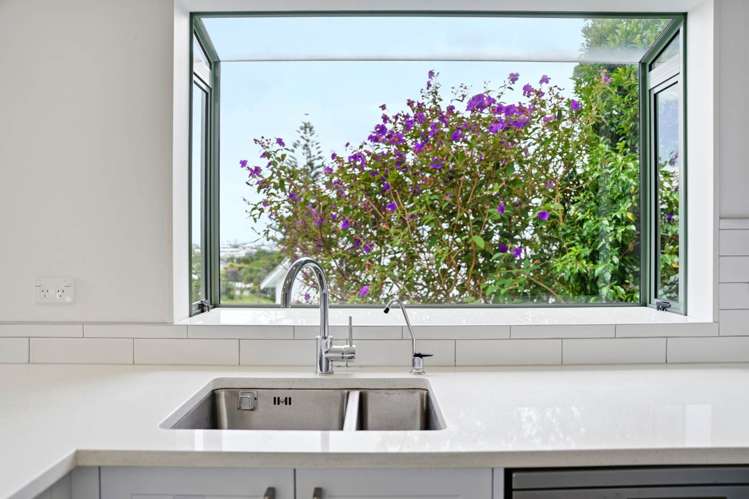 2/6 Mossop Rise Glenfield_6