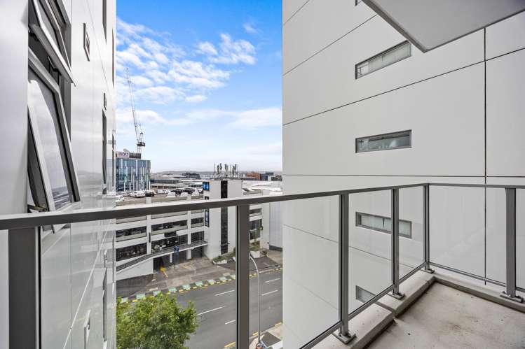 4J/135 Victoria Street West Auckland Central_5