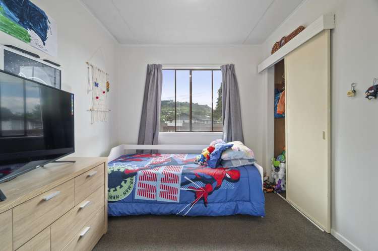 1 Deborah Place Mangakakahi_10