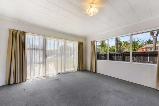 1/3 Louisson Avenue Stoke_2