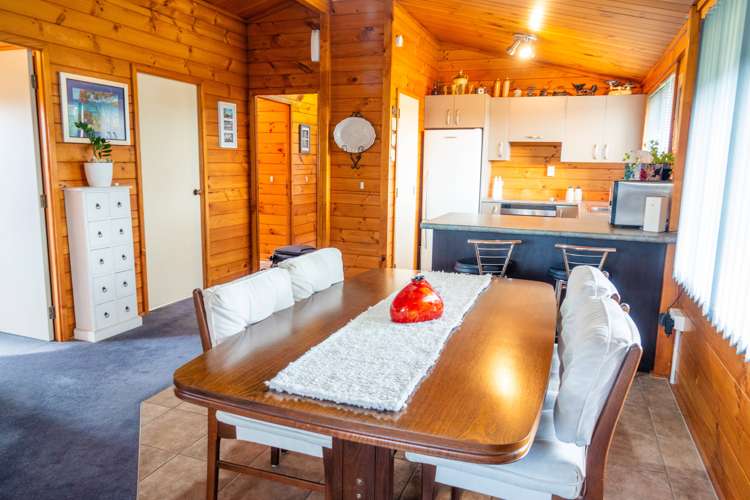 35 Barnhill Crescent Pahurehure_8