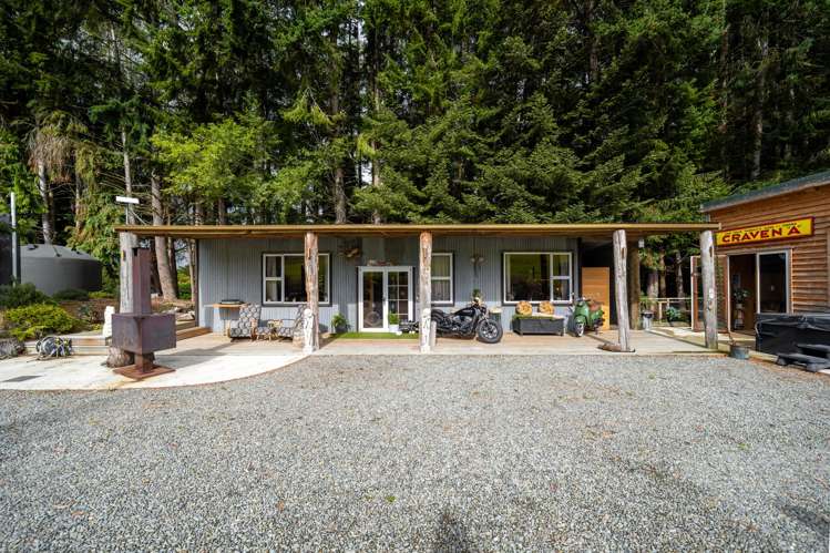 84 Cover Street Lumsden_12